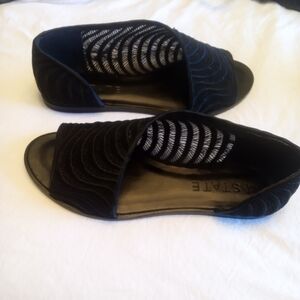 1 STATE Women's 7.5Black Lacy Open Toe Flat Leather Sole Wrap Sandal Shoes Event